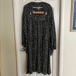 Green and Cream Matching Cardigan Top & Skirt
